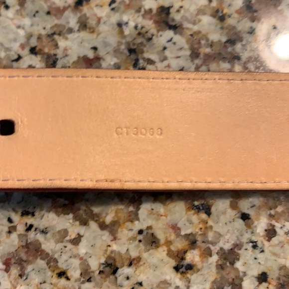 Louis Vuitton Red Monogram Vernis Belt - Picture 8 of 9